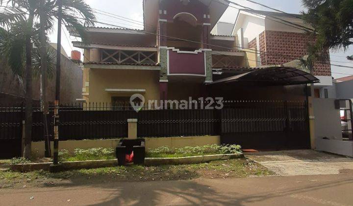 Rumah Bagus 2 Lantai Shm Di Tanah Kusir Jakarta Selatan  1