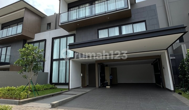 Rumah Mewah 3 Lantai Minimalis Di Nava Park Bsd City