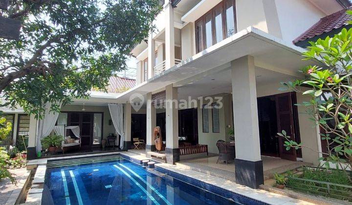 Rumah Bagus 2 Lantai Kolam Renang Shm Di Kemang  1