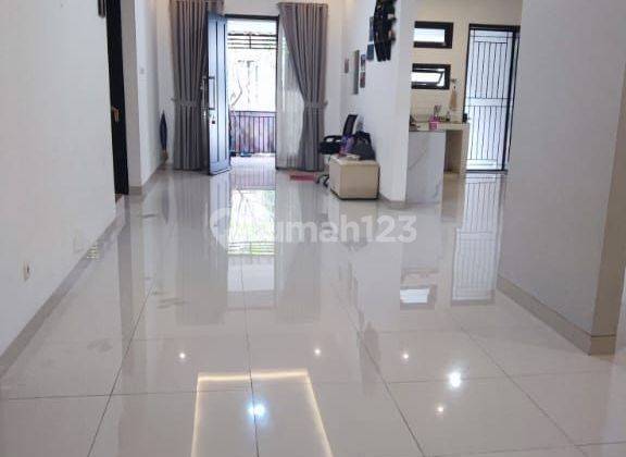 Rumah Bagus 2 Lantai Minimalis Shm Di Graha Raya Bintaro  2