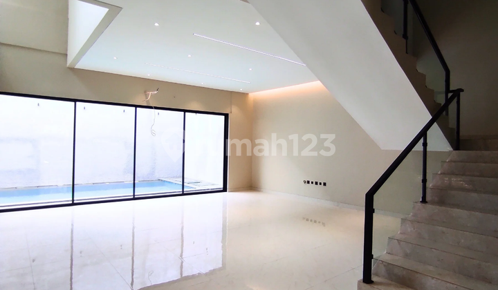 Rumah Mewah 2 Lantai Modern Minimalis SHM di Kebayoran Bintaro Rumah Mewah 2 Lantai Modern Minimalis SHM di Kebayoran Bintaro