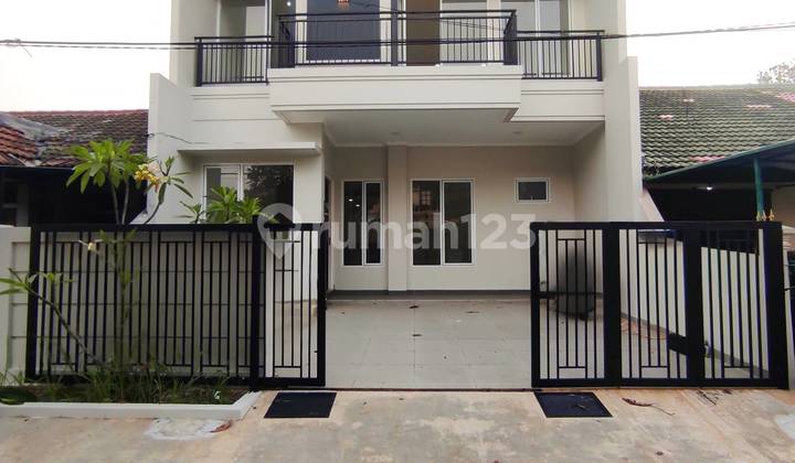 Rumah Minimalis 2 Lantai Siap Huni Di Griya Loka Bsd City