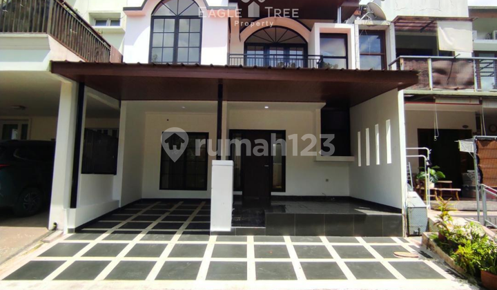 Minimalist 2-Story House Ready to Occupy in Emerald Bintaro Minimalist 2-Story House Ready to Occupy in Emerald Bintaro