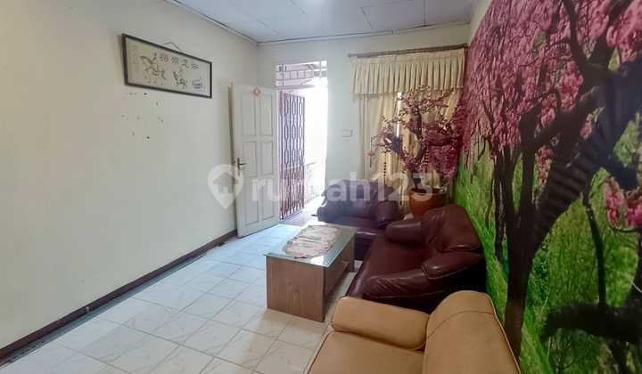 Affordable 1-Story House with Wide SHM in Graha Raya Bintaro