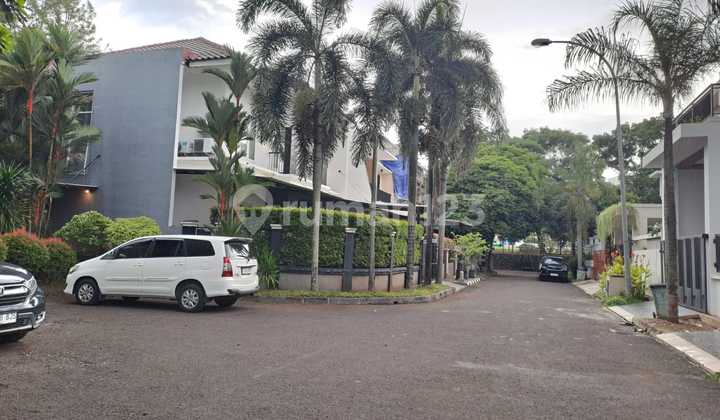 Rumah Hook Bagus 2 Lantai Di Giri Loka Bsd City 2