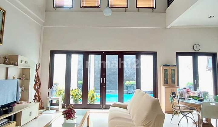 Luxury 2-Storey House, 400 Square Meters Wide, in Graha Taman Bintaro Sector 9