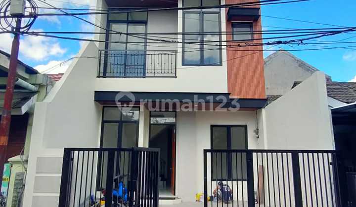 Rumah Bagus Minimalis 2 Lantai Di Kencana Loka Bsd City