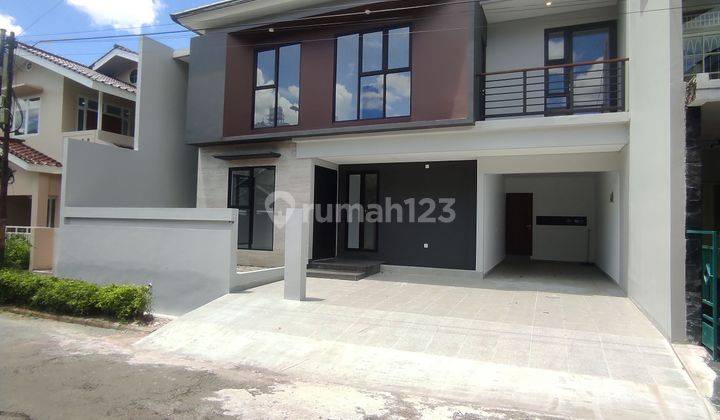 Rumah Bagus Minimalis 2 Lantai SHM Utara Di Sektor 9 Bintaro  1