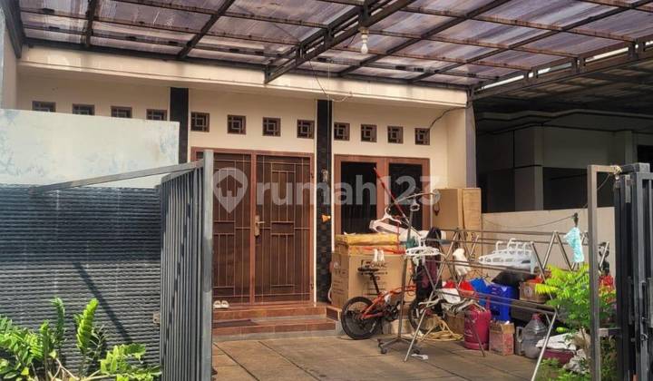 1-Storey House, Strategic Location, Freehold Title in Graha Raya Bintaro 2