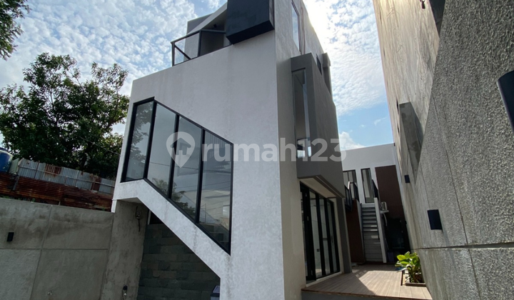 Rumah Cantik Industrial Minimalis Di Ciputat Tangerang Selatan