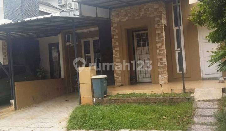 1 Story Minimalist House in Graha Raya Bintaro 1 Story Minimalist House in Graha Raya Bintaro