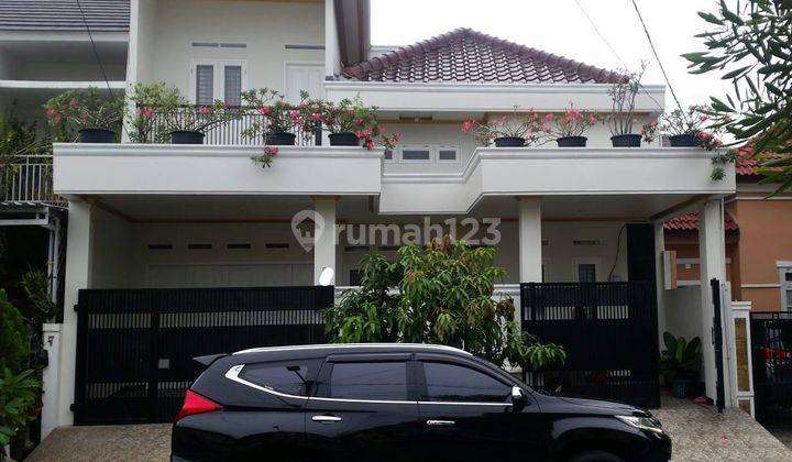 Rumah Bagus Minimalis Luas 200 Shm Di Graha Raya 1