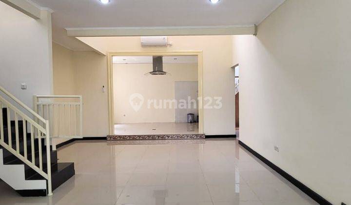 Rumah Bagus 2 Lantai Shm Di Sektor 9 Bintaro Jaya  2