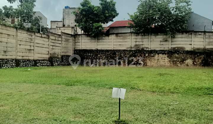 Land Plot Ready to Build in Discovery Bintaro Land Plot Ready to Build in Discovery Bintaro