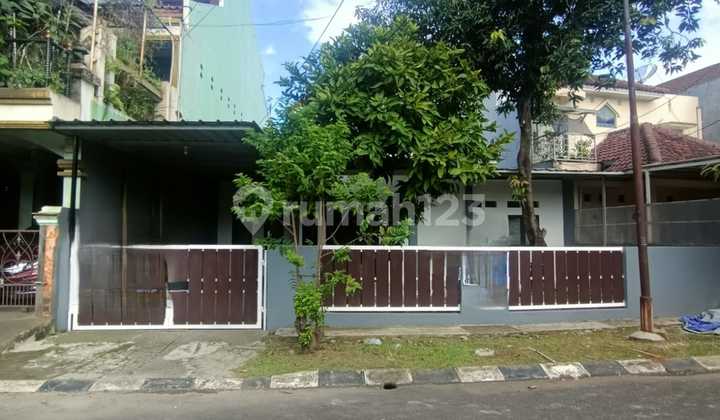 Rumah Murah 1 Lantai Luas 203 SHM di Graha Raya Bintaro