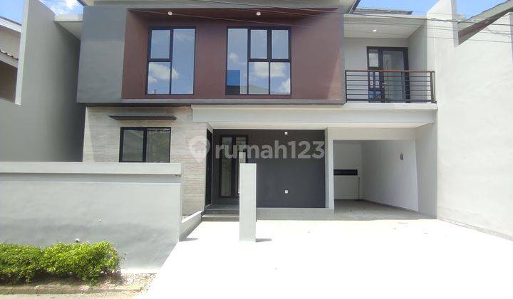 Rumah Bagus Minimalis 2 Lantai SHM Utara Di Sektor 9 Bintaro  2