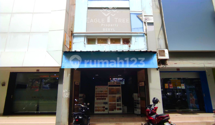 Ruko 2 Lantai Lokasi Strategis Boulevard Graha Raya