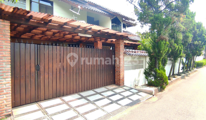 Rumah Murah Hook Bagus 2 Lantai di Lebak Bulus Jakarta Selatan Rumah Murah Hook Bagus 2 Lantai di Lebak Bulus Jakarta Selatan