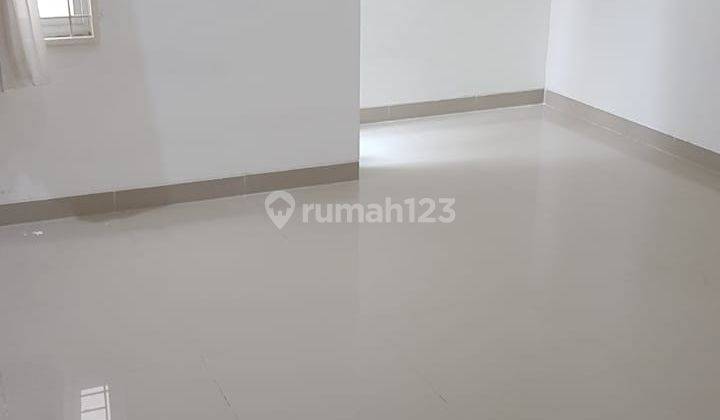 Disewa rumah green lake city 1