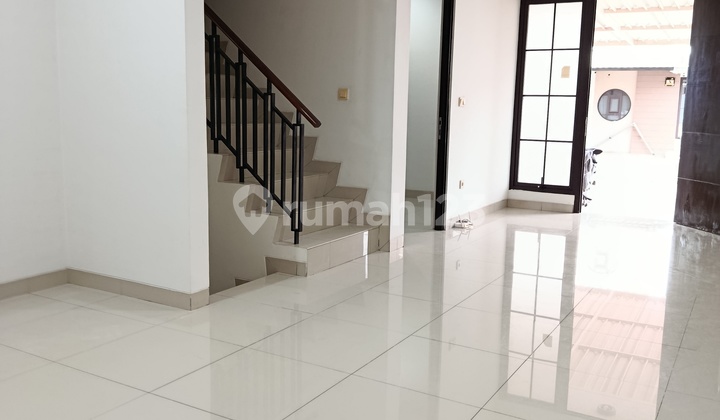 Disewa Rumah Green Lake City Tangerang Disewa Rumah Green Lake City Tangerang