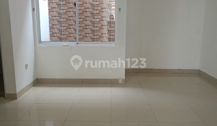 For Rent: Green Lake City House