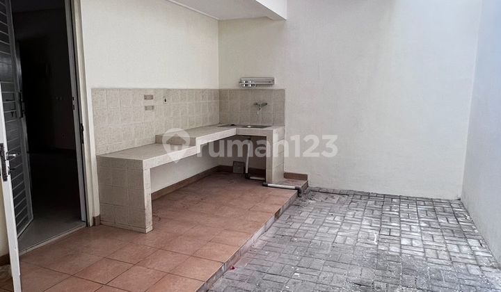 For Rent: Green Lake City House For Rent: Green Lake City House