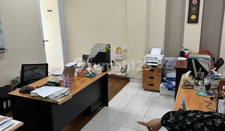 For Rent: Shop House in Karawaci, Tangerang 2