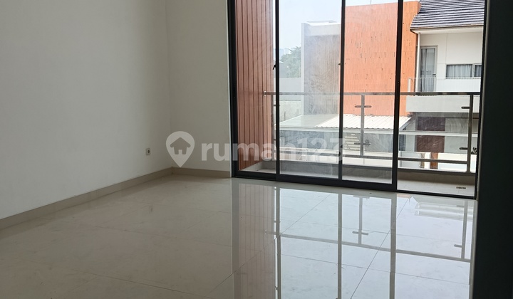 For Sale New House Metland Puri