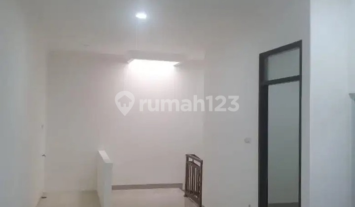 Disewa Rumah Pratama Asri Karang Tengah Tanerang