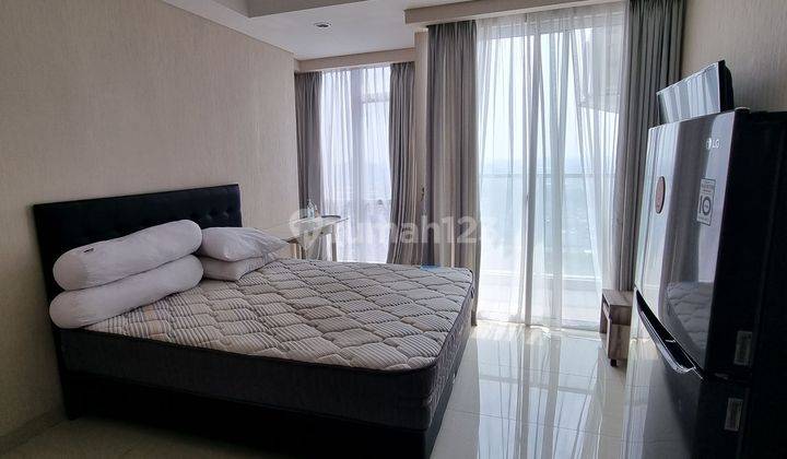 Apartemen full furnished Sedayu City Suites studio posisi di hook 1