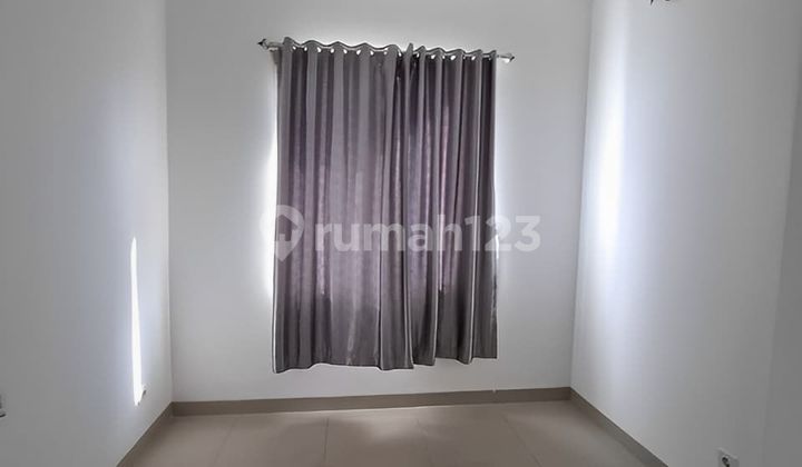 Ready-to-Live House in Jakarta Garden City, Thames Cluster 2