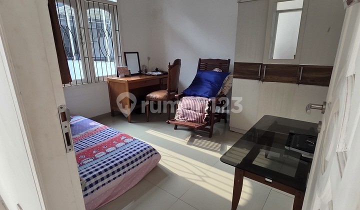Rumah Siap Huni di Gading Elok Timur Sudah Tinggi Dari Jalan Full Renov Rumah Siap Huni di Gading Elok Timur Sudah Tinggi Dari Jalan Full Renov