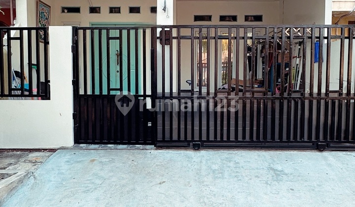 Rumah Cantik Siap Huni Di Taman Harapan Baru Full Renov High Ceiling 1