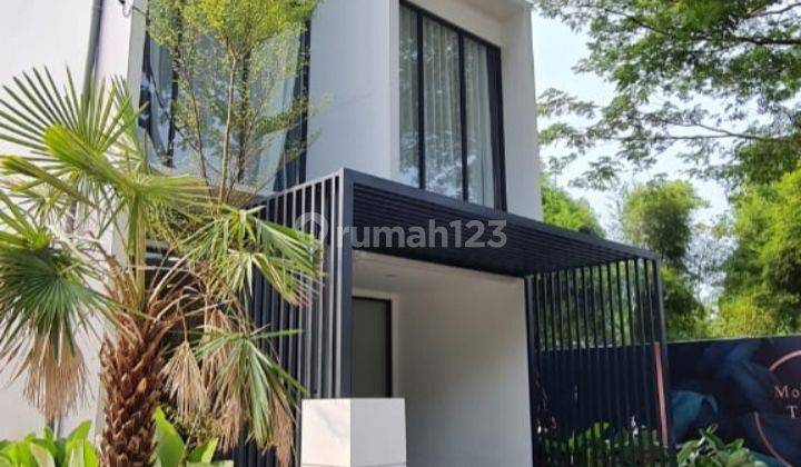 DI JUAL RUMAH MILENIAL 3 LANTAI  DI LOKASI ELIT 2