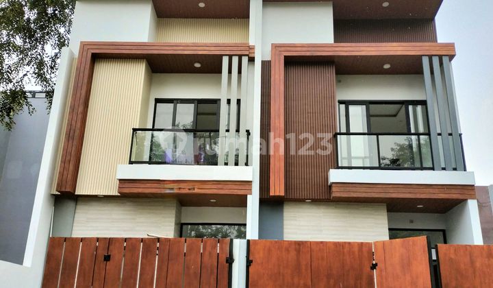 Rumah 2lt Siap Huni Di Kawasan Premium Residensial Karang Tengah  2