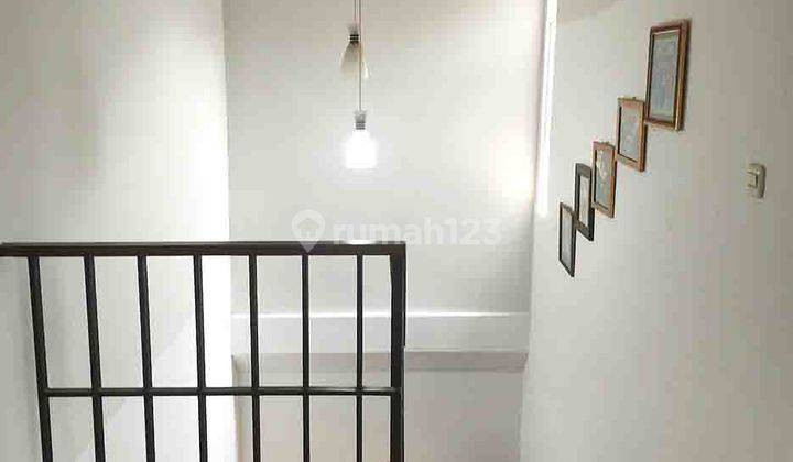 Dijual Rumah Cantik 2 Lantai Bagus Semi Furnished SHM di Bintaro Regency, Tangerang Selatan 2