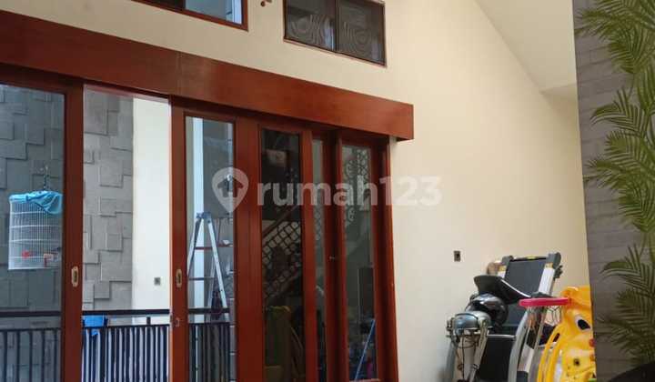 Rumah Bagus Di Kebayoran Lama Dalam Komplek Dekat Ke Pusat Kota 2