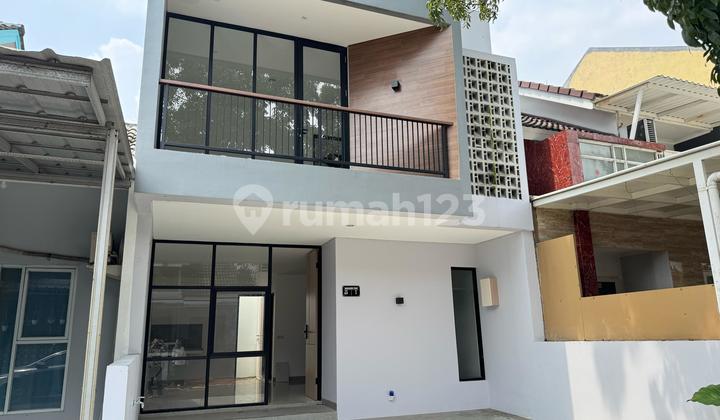 Rumah modern 2 lantai dalam komplek di Graha Bintaro 