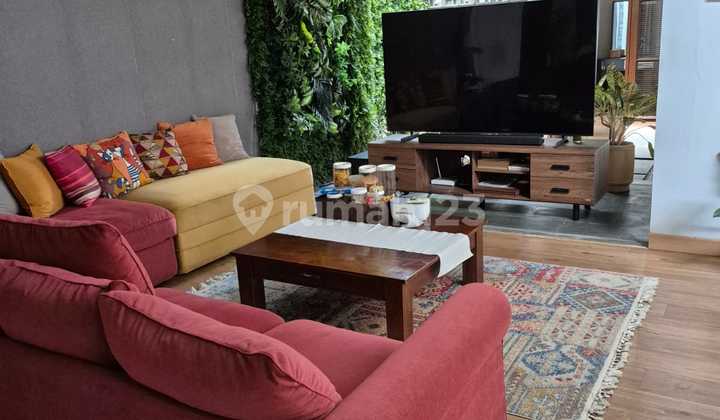 Rumah Terawat Di Sektor 9-bintaro, Harga Dibawah Pasaran