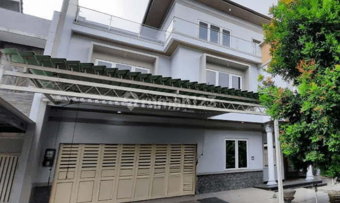 Rumah Bagus Terawat, Semi Furnished di Alam Sutera Tangerang 1