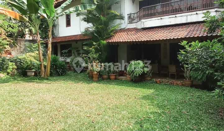 Rumah Lama 2 Lantai di Tarogong, Jakarta Selatan, Murah