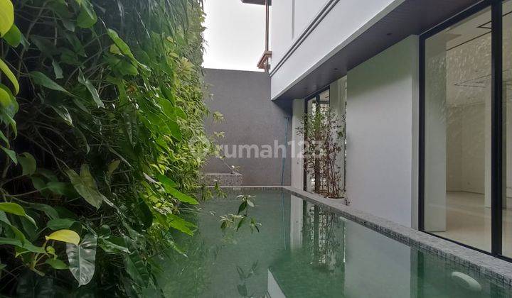 Rumah 3 Lantai Baru Kawasan Prime Pondok Indah, Jakarta Selatan  1