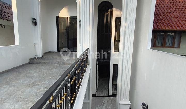 Rumah Baru Modern Style Di Sektor 9-bintaro Jaya, Strategis