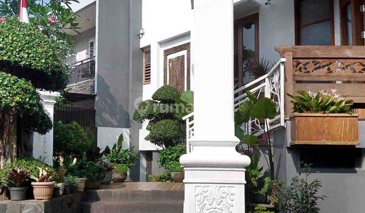 Rumah Bagus 2 Lantai Semi Furnished SHM di Bintaro Jaya Sektor 9, Tangerang Selatan 1