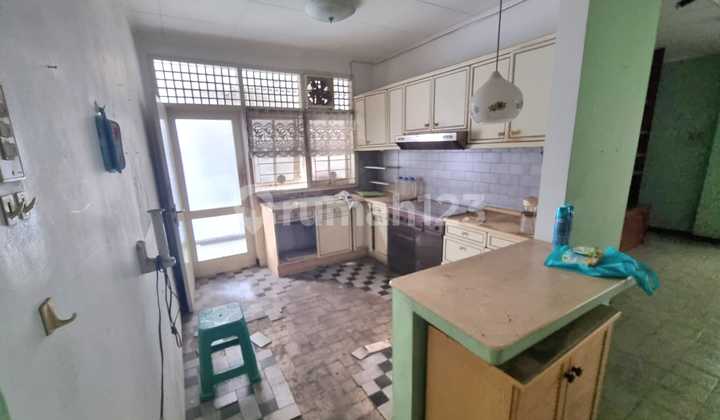 Rumah Hitung Tanah SHM di Bukit Cinere Indah 2