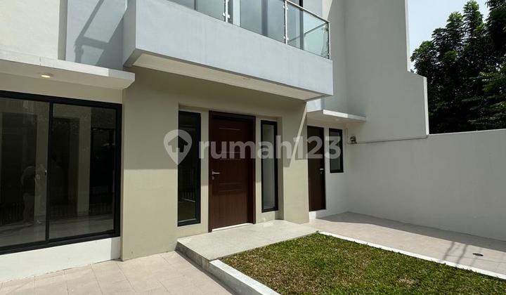Modern Minimalist Home in Permata Cluster, Ready to Occupy in Bintaro Modern Minimalist Home in Permata Cluster, Ready to Occupy in Bintaro