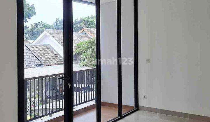 Dijual Rumah Bagus Cantik di Mahagoni Bintaro Jaya SHM Unfurnished 2