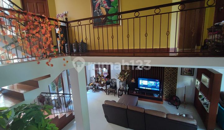 Special & beautiful house in Bintaro Jaya Sector 3A