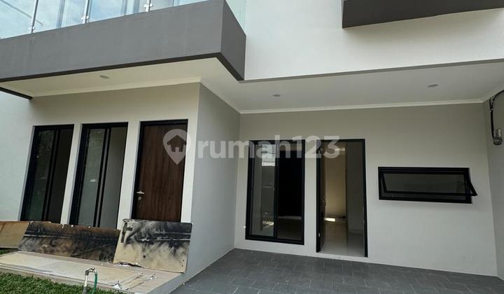 Rumah Baru Di Sektor 9 - Bintaro Jaya, Modern Minimalis