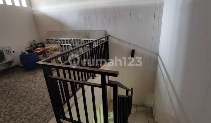 Rumah siap huni 2 lantai dalam komplek di Villa Bintaro Regency  2